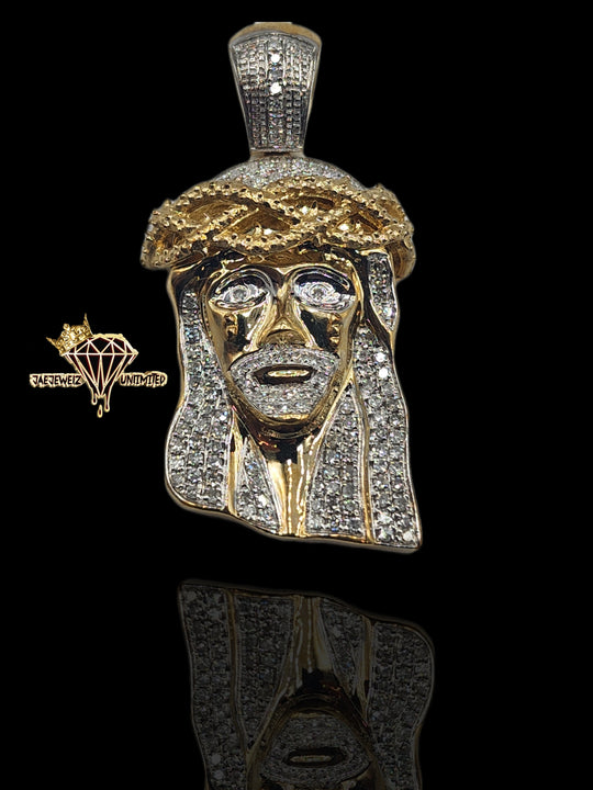 Jesus Piece (10k Gold Diamond)